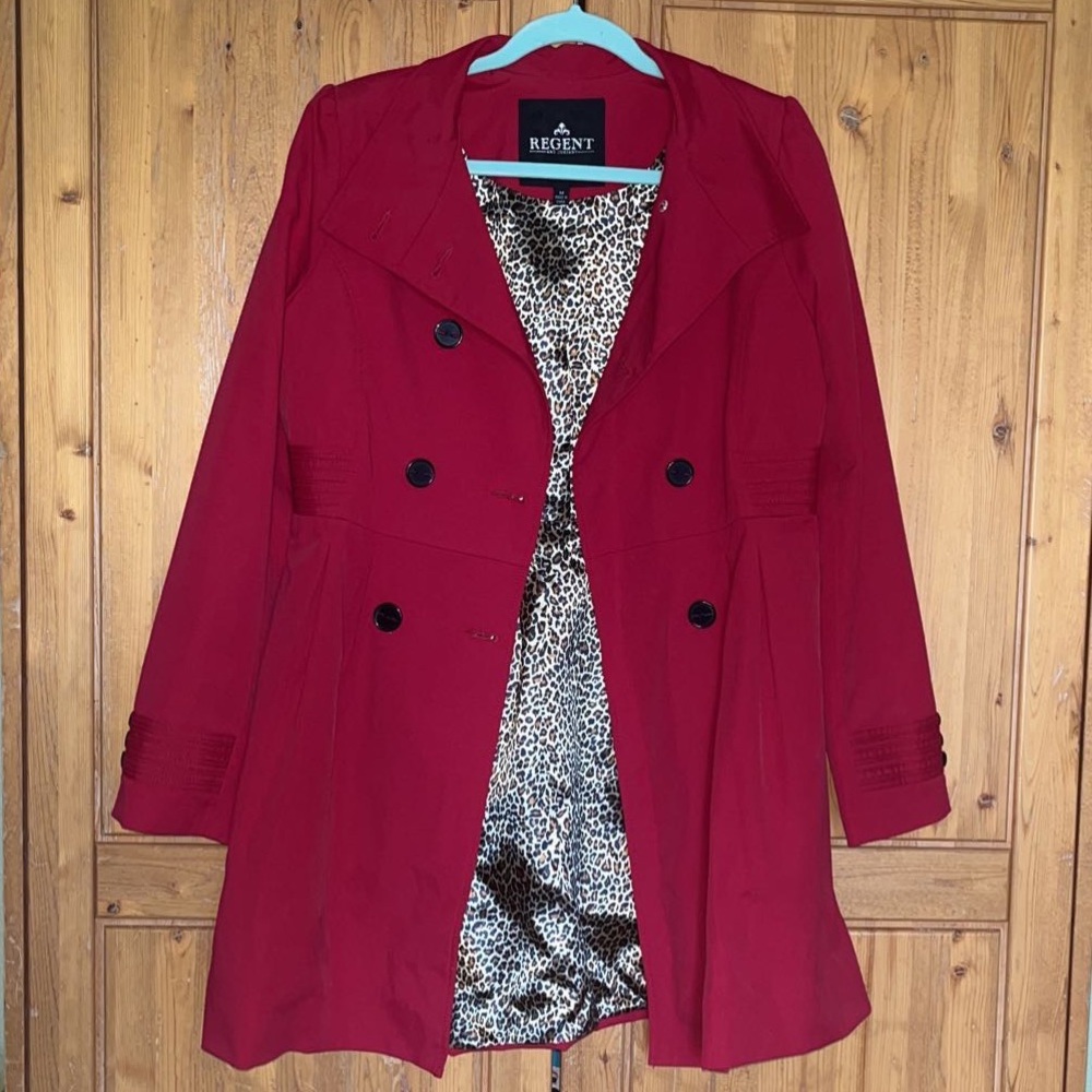 Regent and Company Womens Medium Red Coat!